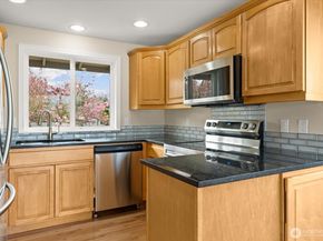 944 Maple Street, Edmonds WA 98020