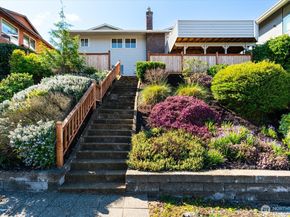 944 Maple Street, Edmonds WA 98020