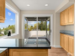 944 Maple Street, Edmonds WA 98020