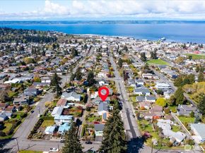 944 Maple Street, Edmonds WA 98020