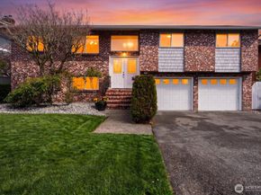 944 Maple Street, Edmonds WA 98020