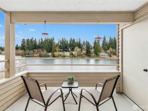 19524 Echo Lake Place N A401, Edmonds WA 98133