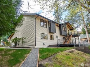 13402 NE 119th Way, Redmond WA 98052
