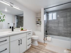 13402 NE 119th Way, Redmond WA 98052