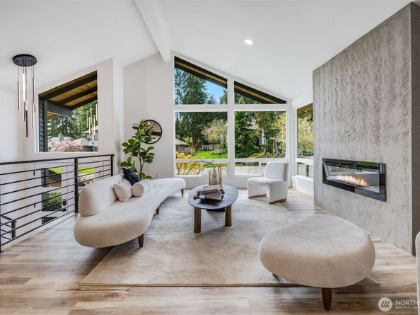 13402 NE 119th Way, Redmond WA 98052