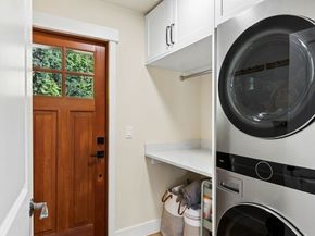 7238 Lakemont Boulevard SE, Bellevue WA 98006
