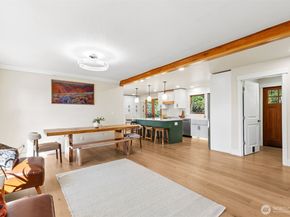 7238 Lakemont Boulevard SE, Bellevue WA 98006