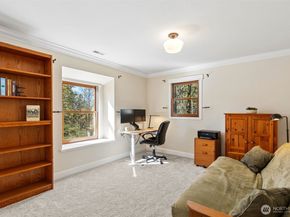 7238 Lakemont Boulevard SE, Bellevue WA 98006