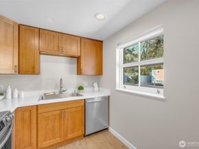 1314 N 188th Street, Shoreline WA 98133