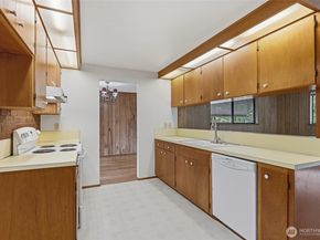 5119 194th (Veterans Way) Street SW, Lynnwood WA 98036