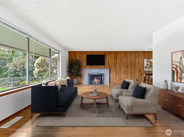 5119 194th (Veterans Way) Street SW, Lynnwood WA 98036