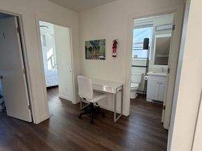 1017 NE 55th Street, Seattle WA 98105