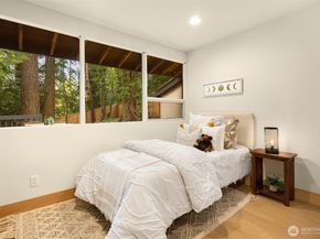 7236 NE 121st Place, Kirkland WA 98034