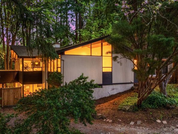 7236 NE 121st Place, Kirkland WA 98034