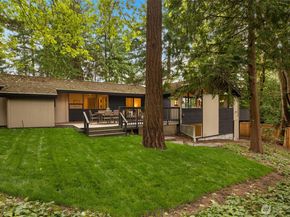 7236 NE 121st Place, Kirkland WA 98034