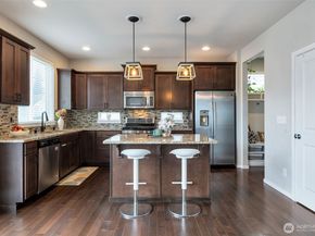 16223 5th Avenue SE, Bothell WA 98012