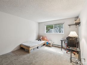 5806 200th Street SW F, Lynnwood WA 98036