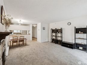 5806 200th Street SW F, Lynnwood WA 98036