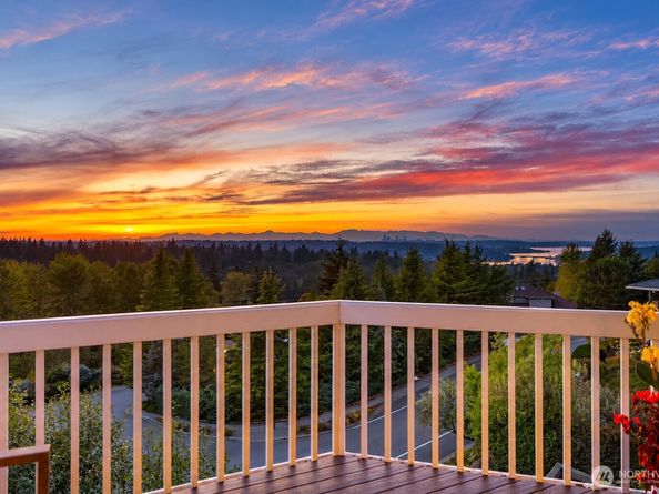 4825 134th Place SE, Bellevue WA 98006