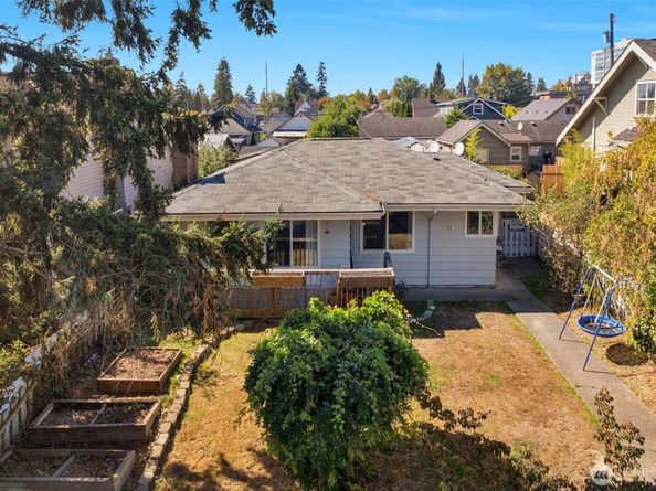 1516 Rainier Avenue, Everett WA 98201