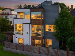 928 34th Avenue, Seattle WA 98122