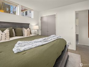 928 34th Avenue, Seattle WA 98122