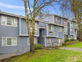 4118 212th Street SW C103, Mountlake Terrace WA 98043