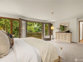 22542 NE 46th Street, Redmond WA 98053