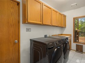 22542 NE 46th Street, Redmond WA 98053