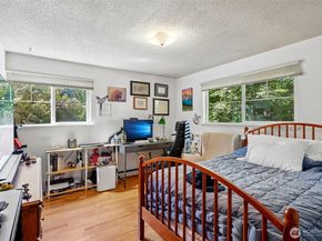 1606 153rd Avenue SE, Bellevue WA 98007