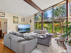 1606 153rd Avenue SE, Bellevue WA 98007