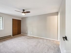 5502 220th Street SW D201, Mountlake Terrace WA 98043