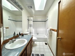 21523 129th Avenue SE, Kent WA 98031