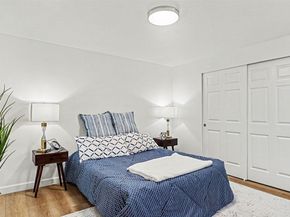 11040 40th Avenue NE, Seattle WA 98125