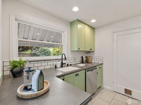 1309 N 85th Street, Seattle WA 98103