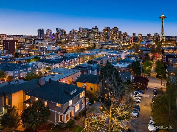 920 4th Avenue N, Seattle WA 98109