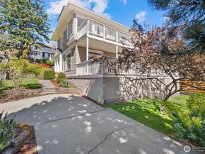 920 4th Avenue N, Seattle WA 98109