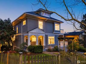 920 4th Avenue N, Seattle WA 98109