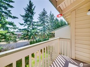 23629 112th Ave SE E202, Kent WA 98031