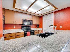 23629 112th Ave SE E202, Kent WA 98031