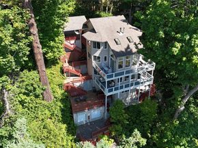 17455 Paige Lane SW, Vashon WA 98070