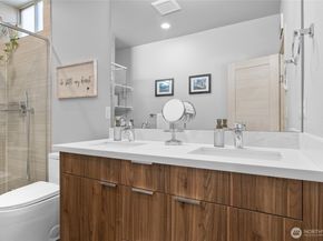 814 NW 54th Street A, Seattle WA 98107