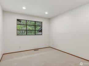 797 NW Culbertson Drive, Seattle WA 98177