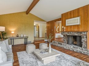 797 NW Culbertson Drive, Seattle WA 98177
