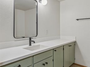 797 NW Culbertson Drive, Seattle WA 98177