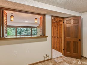 797 NW Culbertson Drive, Seattle WA 98177