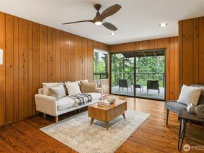797 NW Culbertson Drive, Seattle WA 98177