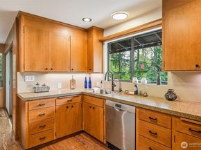 797 NW Culbertson Drive, Seattle WA 98177