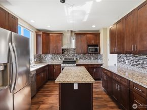 34516 16th Avenue SW, Federal Way WA 98023