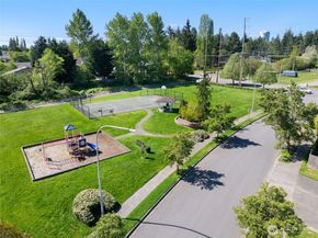 34516 16th Avenue SW, Federal Way WA 98023